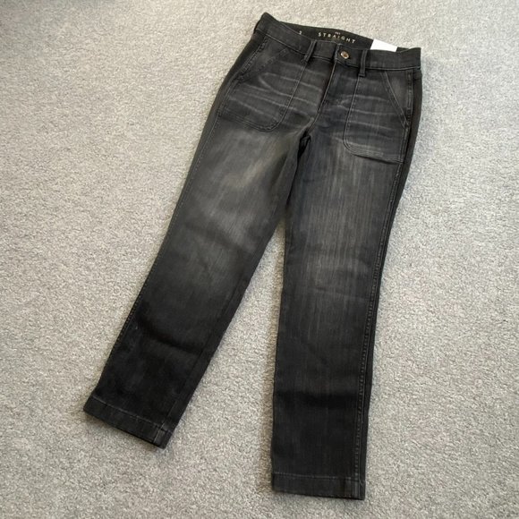 White House Black Market Denim - - White House Black Market WHBM The Straight Crop Jeans in Black NWT US2R - Q362